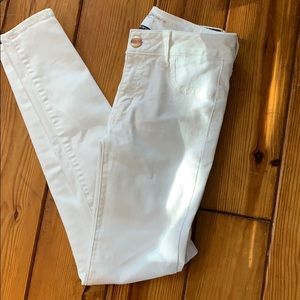 American Eagle White Skinny Jeans